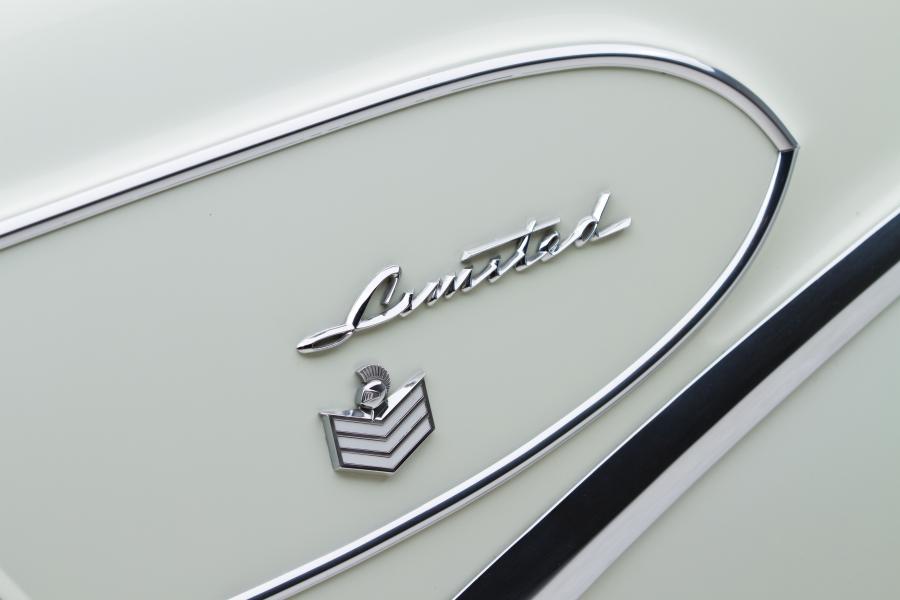 Логотип Buick Limited Convertible 1958 года  (фото 41 из 57)
